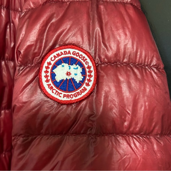 Canada Goose HyBridge Lite Jacket - Picture 9 of 16